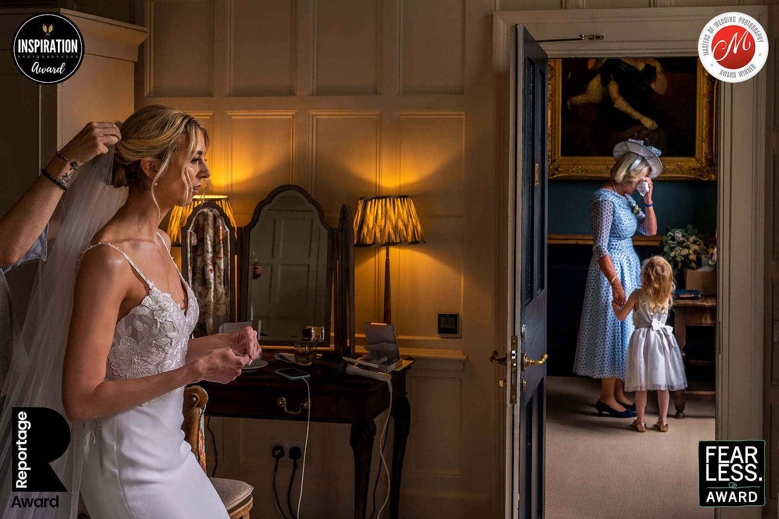 Cotswolds based wedding photographer